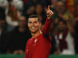 Heboh! DM Netizen Indonesia Dibalas Cristiano Ronaldo, Bukti Pemain Tak Sombong