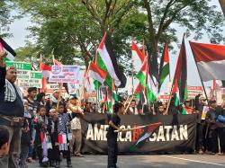 Kumail Demo di Depan Konjen Amerika Serikat Surabaya, Ada Apa?