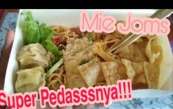 Mie Joms, Produk UMKM Super Pedas yang Lagi Viral di Sampang