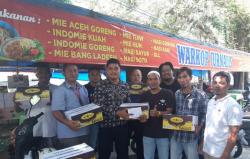 PT Aroma Anugerah Abadi Bagikan Paket Sembako kepada Wartawan