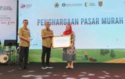 Program 'Pak Rahman' Pemkot Semarang Mendapat Penghargaan dari TPID Jawa Tengah dan Bank Indonesia