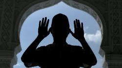 Bacaan Niat dan Cara Sholat Malam Lailatul Qadar