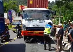 Tabrakan Beruntun di Jalan Gentong Tasikmalaya, Pengendara Motor Masuk Kolong Truk Kontainer