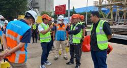 Dirut Pelindo dan ASDP Merak Tinjau Angkutan Mudik Lebaran 2023, H-4 di Pelabuhan Ciwandan