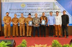 PJ Bupati Pidie Terima LHP Pemeriksaan Keuangan Dari BPK RI