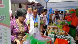 Kawani Bogor Gandeng BPN Bogor Bagikan Seribu Paket Sembako Gratis ke Warga