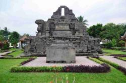 Candi Jago, Nafas Hindu dan Budha dalam Satu Candi Raja Kertanegara Singasari