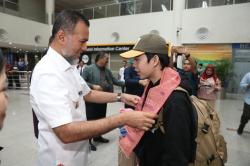 Ijeck Bersama BP2MI Sambut Kepulangan PMI di Bandara Kualanamu