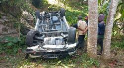 Ikuti Google Map dan Tak Kuasai Medan Jalan Minibus di Garut Terjun Bebas ke Jurang