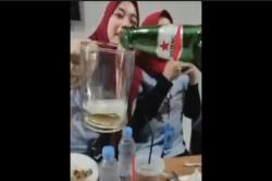 Video Buruh Wanita Berhijab Pesta Miras saat Buka Puasa  Bikin Geger