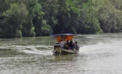 Wisata Baru Kota Surabaya, Romokalisari Adventure Land, Bisa Naik Perahu hingga Jetski, Yuk Mampir!