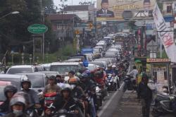 Mulai Besok hingga Senin, Jalur Puncak Bogor Diberlakukan Ganjil Genap Saat Long Weekend