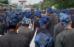 Seba Baduy: 1.224 Warga Baduy Serbu Pendopo Bupati Lebak Bawa Hasil Panen