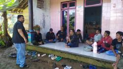 Kunjungi Korban Kebakaran di Cisompet, Anggota DPRD Garut Berikan Bantuan