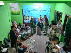 Santri-santri di Pondok Pesantren Hj Maryam Dapat Bantuan Peralatan Sekolah dan Perlengkapan Shalat