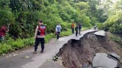 Longsor Putus Jalan Lintas Provinsi yang Menghubungkan Kabupaten Aceh Barat dan Pidie