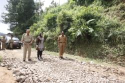 Viral Jalan Rusak di Ponorogo, Wabup Lisdyarita: Sudah Mau Dikerjakan