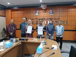 Edukasi Mahasiswa, Tax Center Universitas Hamzanwadi Teken MoU dengan DJP NTB