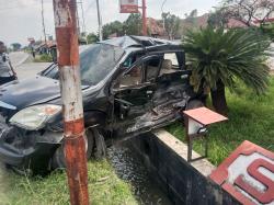 Pulang dari TMMD, Kendaraan Dinas Plat Merah Pemkab Brebes Terlibat Kecelakaan