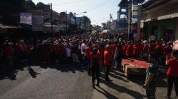 Ketika 8.000 Buruh Purbalingga Bersukacita Peringati May Day di Obyek Wisata Owabong