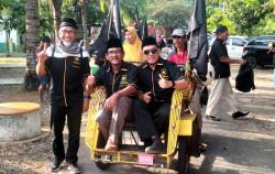 Daftarkan Bacaleg Naik Becak, Parpol Pendatang Baru Ini Optimistis Raih 6 Kursi di DPRD Kendal