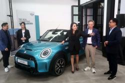 MINI Cabrio Seaside Edition Hadir di Indonesia, Eksklusif Hanya 25 Unit