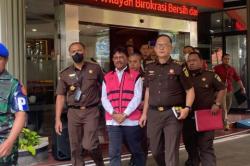 Johnny G Plate Ditahan di Rutan Salemba