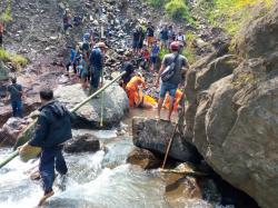 Sempat Dinyatakan Hilang, Pria Garut Ini Ditemukan Tewas Terselip di Bebatuan Sungai Cikawung