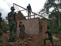 Kodim 0623/Cilegon Gandeng PT Krakatau Steel Bangun Rumah Tak Layak Huni di Kelurahan Bulakan