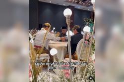 Heboh! Pengantin ini Nikah dengan Mahar Tiket Konser Coldplay