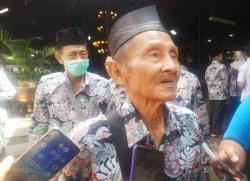 Calon Jamaah Haji Tertua di Tulungagung Berangkat di Usia 103 Tahun