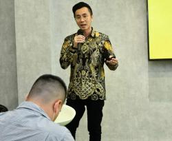 Mengubah Paradigma Pendidikan: Kisah Inspiratif David Je dan Dedikasinya untuk Anak Indonesia