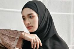 Inara Rusli Tak Tanggapi Cibiran Netizen Usai Lepas Cadar