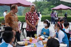 Kebun Raya Bogor Dipilih Kedubes Inggris Peringati Ulang Tahun Raja Charles III
