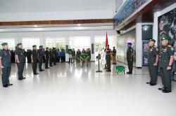 Pangdam XVII/Cenderawasih Pimpin Sertijab dan Tradisi Korps Pejabat Kodam