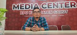 KPU Garut : Bacaleg yang Berprofesi Kades atau Perangkat Desa Aktif Wajib Mundur Dari Jabatannya