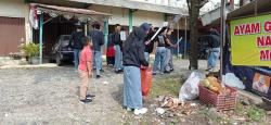 Kampanyekan Peduli Sampah, Siswa SMAN 1 Sigaluh Keliling Kampung