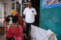 Penyandang Disabilitas di Magelang Dapat Pelatihan Membatik