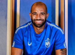 PSIS Semarang Rekrut Center Back Asal Brasil Lucas Gama
