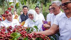 Gubernur Khofifah Dukung Peluncuran Platform Socio Forest, Kopi Jatim Tambah Moncer