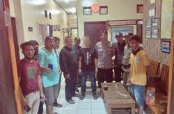 Warga Desa Bayah Barat Gerebek Warung Penjual Obat Tanpa Ijin Edar