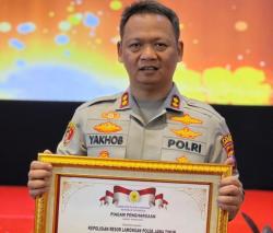 Kapolres Lamongan Terima Anugrah Penghargaan Kompolnas Award 2023