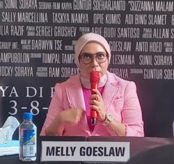 Minta Diajak Main Film, Melly Goeslaw justru Ditawari Membuat Ost Suzzanna Malam Jumat Kliwon