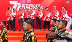 Hadiri Fun Walk Lintas Elemen, Kapolri Gaungkan Pemilu 2024 Aman dan Damai