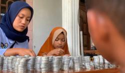 Ratusan Anak di Ponorogo Bongkar Celengan, Aisyah: Untuk Biaya Kuliah Kedokteran