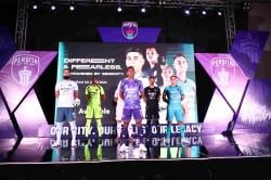 Jersey Tandang Persita Berkelir Ice Blue, Kiper Pakai Jersey Warna Hijau, Hitam dan Merah Muda  