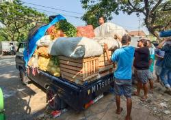 Kendaraan Niaga Mitsubishi L300 Euro 4 Primadona Pedagang Sayur