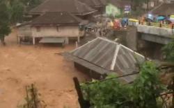 Banjir Bandang di OKU Selatan, Satu Keluarga Hilang Terbawa Arus Sungai