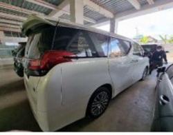 Belasan Mobil Hasil Rampasan Terpidana Korupsi Dilelang, Ada Camry hingga Alphard Rp60 Juta