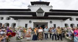 Resmi Dibuka, KKJ - PKJB Pamerkan Produk Unggulan UMKM Jabar